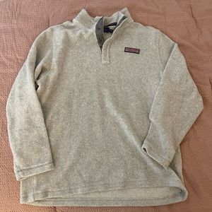 Vineyard vines sweatshirt